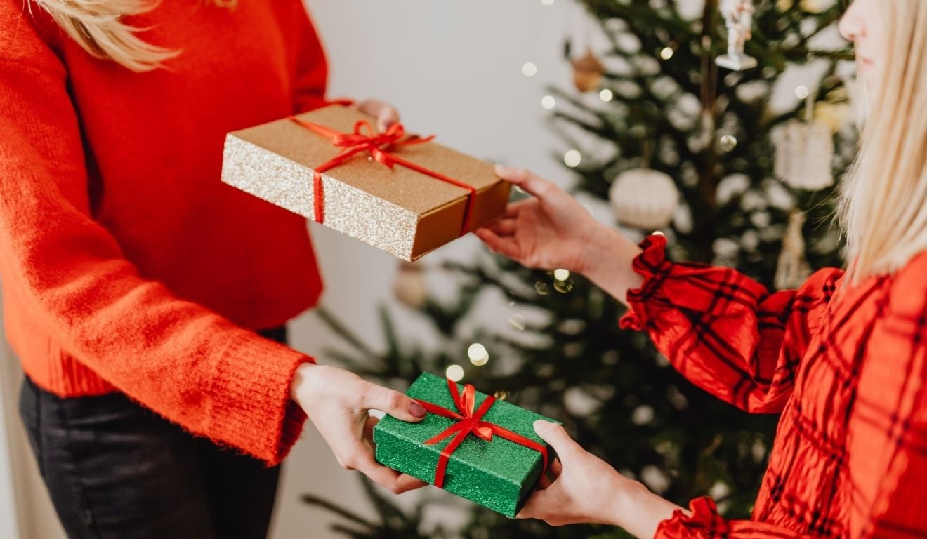 100-dicas-de-presentes-de-amigo-x-para-nao-passar-vergonha-nas-festas-de-fim-de-ano.jpg