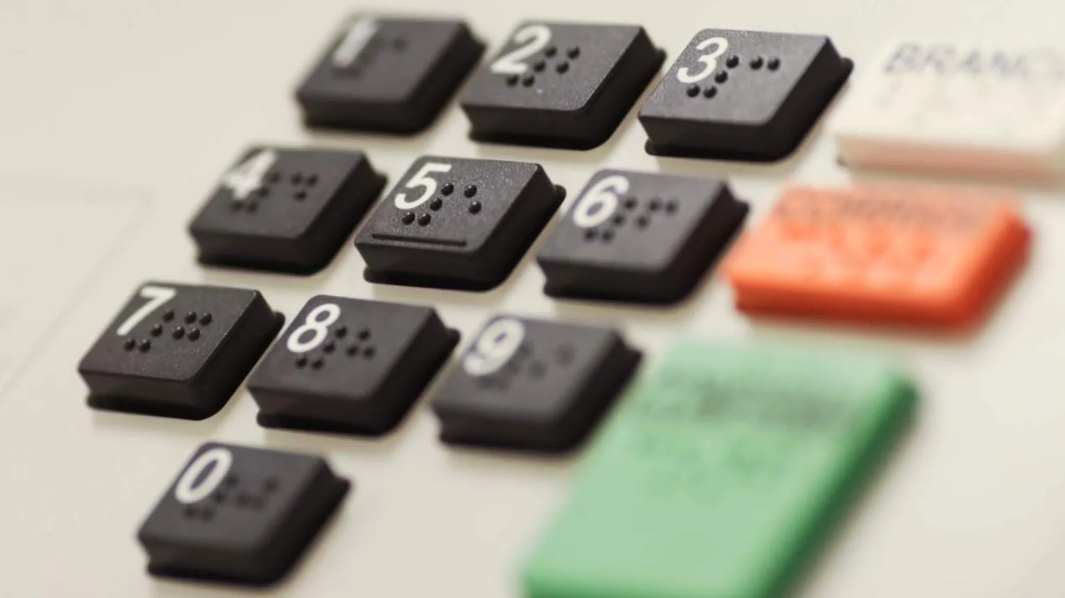 2C9loO8q-Urna-eletronica-e1711454133901-1-1536x863