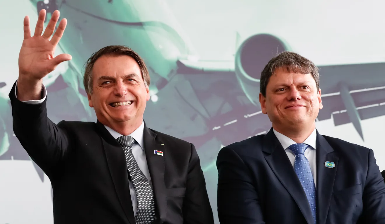 3xFD5RWS-jair-bolsonaro-tarcisio-freitas