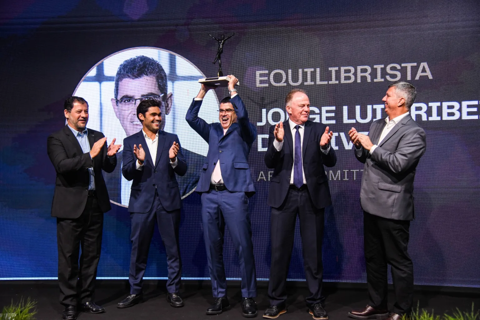 5SbbnBaq-bca7f2c0-9ab7-11ee-9678-359e01452058-1536x1025