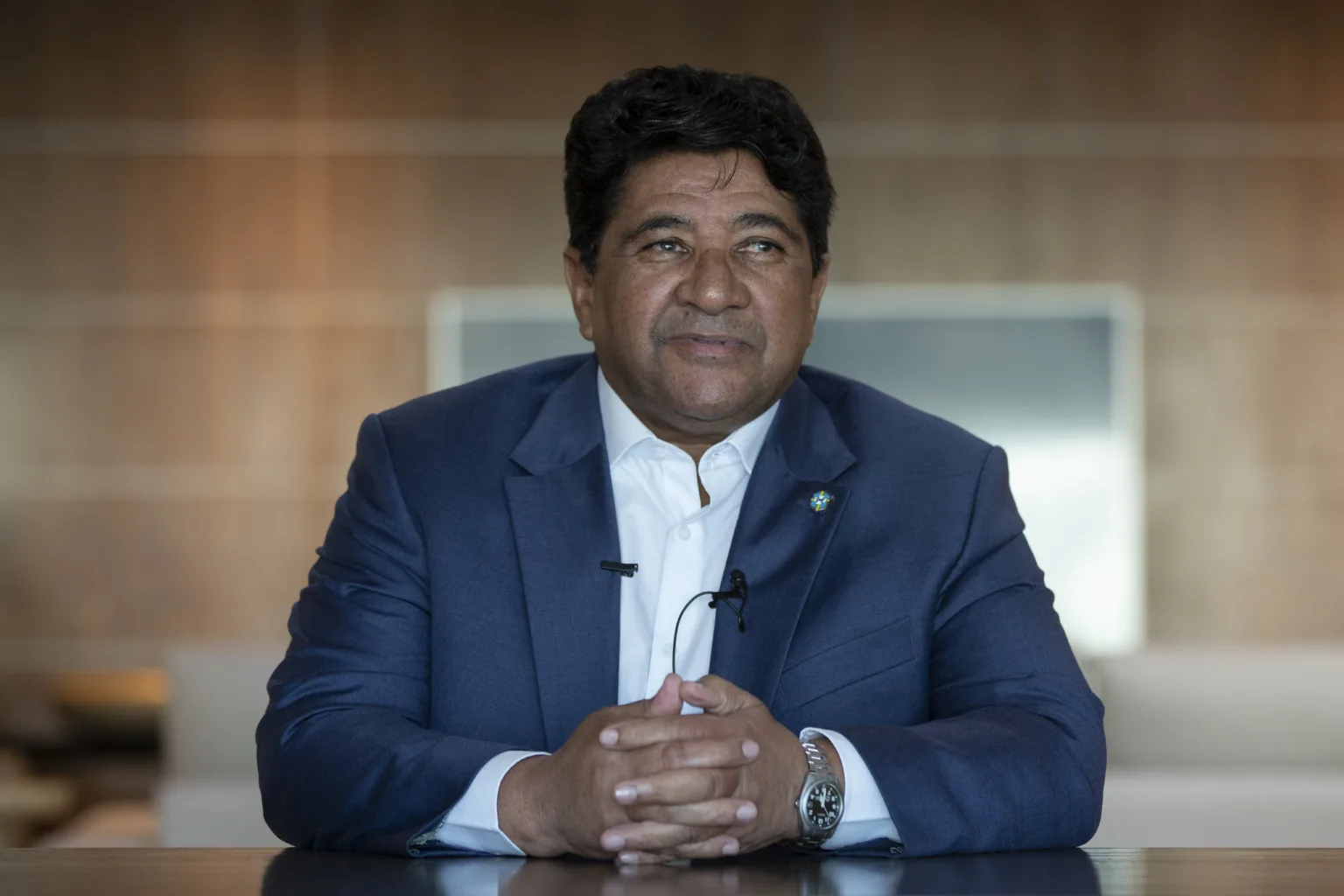 C595Vpes-7b6bef20-9a01-11ee-a886-79d7bc0e4f86-1536x1024